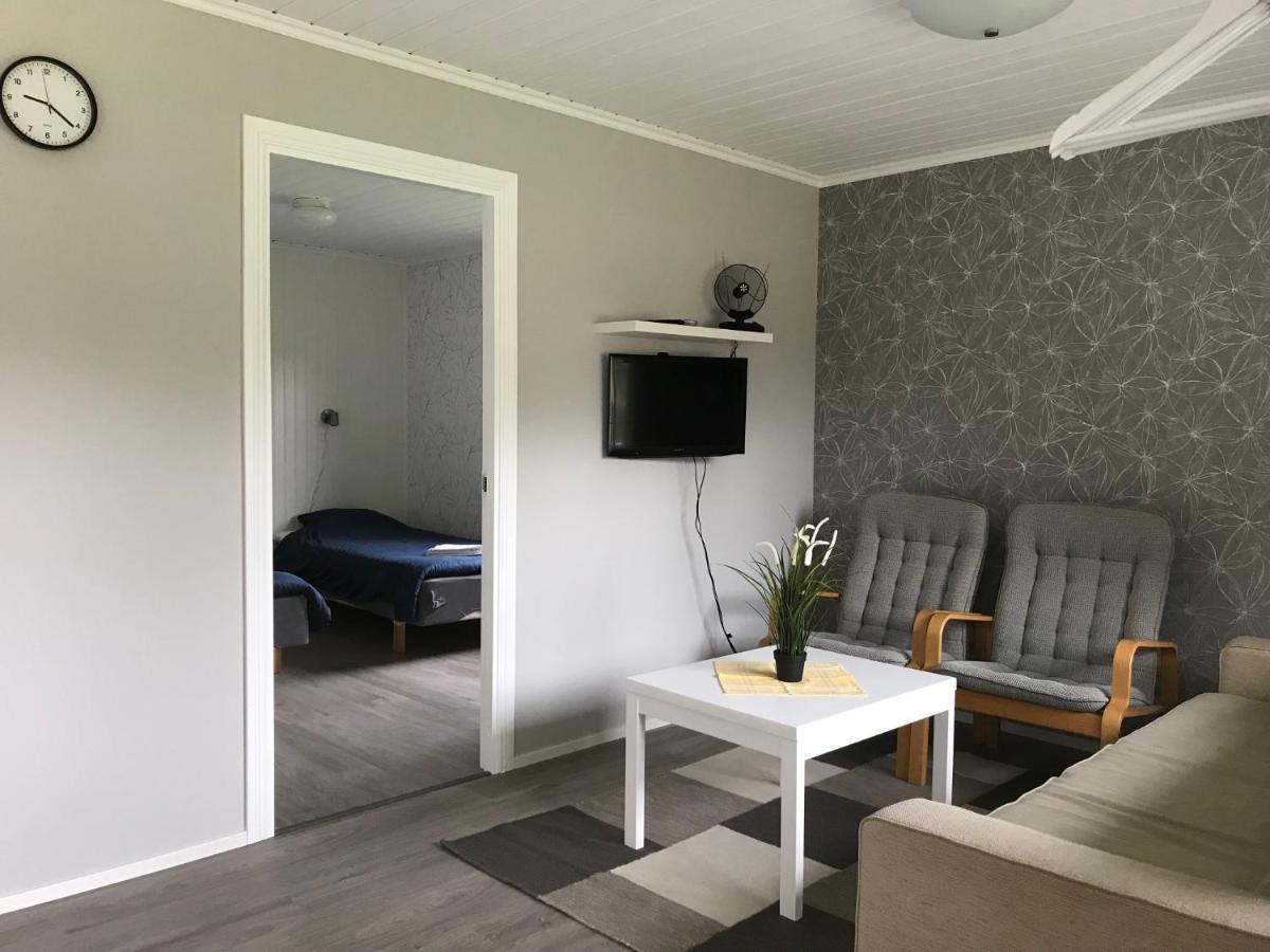 Bed and Breakfast Kastelholms Gästhem Sund Exterior foto