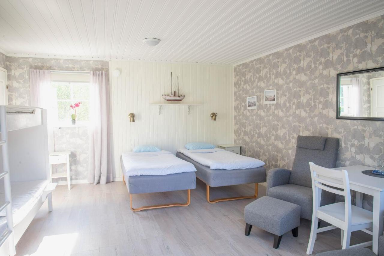 Bed and Breakfast Kastelholms Gästhem Sund Exterior foto